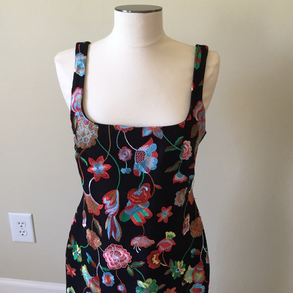 Nicole Miller Size 8 Floral Embroidered Dress Sz 8 - Picture 8 of 8